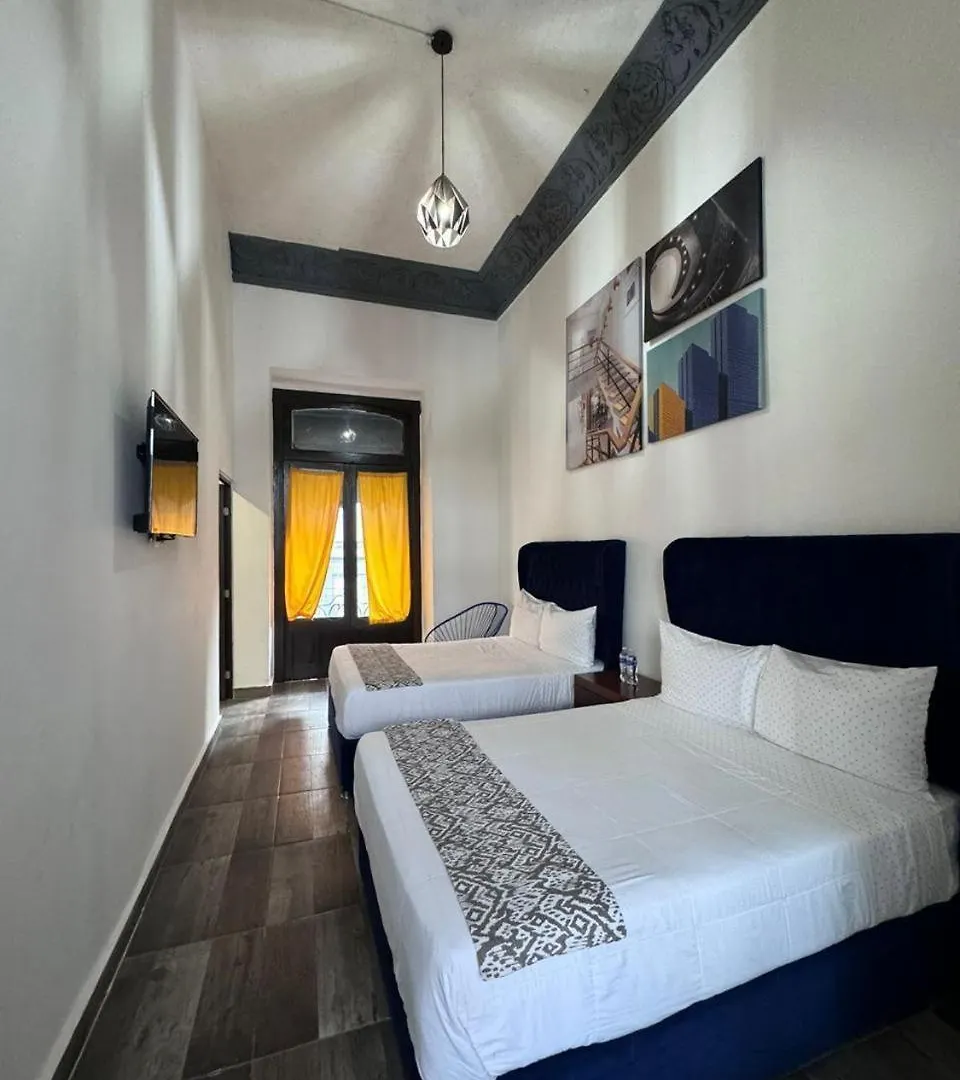 Hotel Casa Puebla contacts
